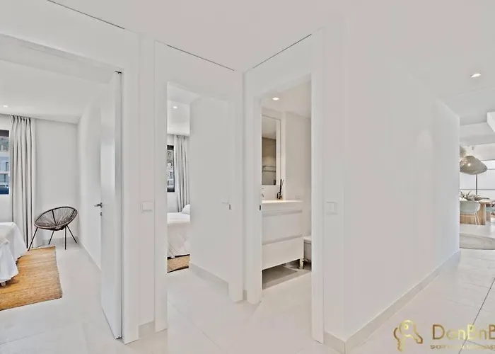 Atico De Lujo Con Jacuzzi En Higueron West * Fuengirola