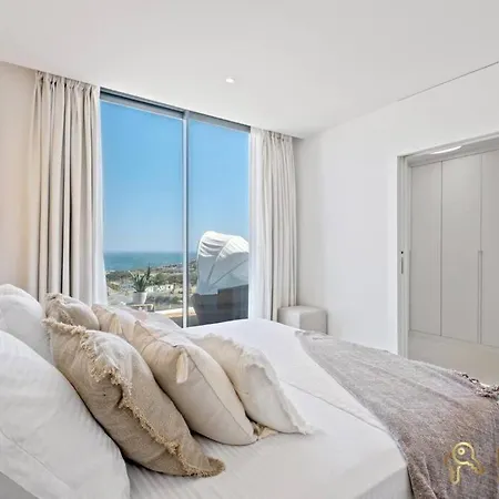 Apartmán Atico De Lujo Con Jacuzzi En Higueron West