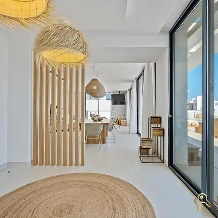 ático De Lujo Con Jacuzzi En Higuerón West * Fuengirola